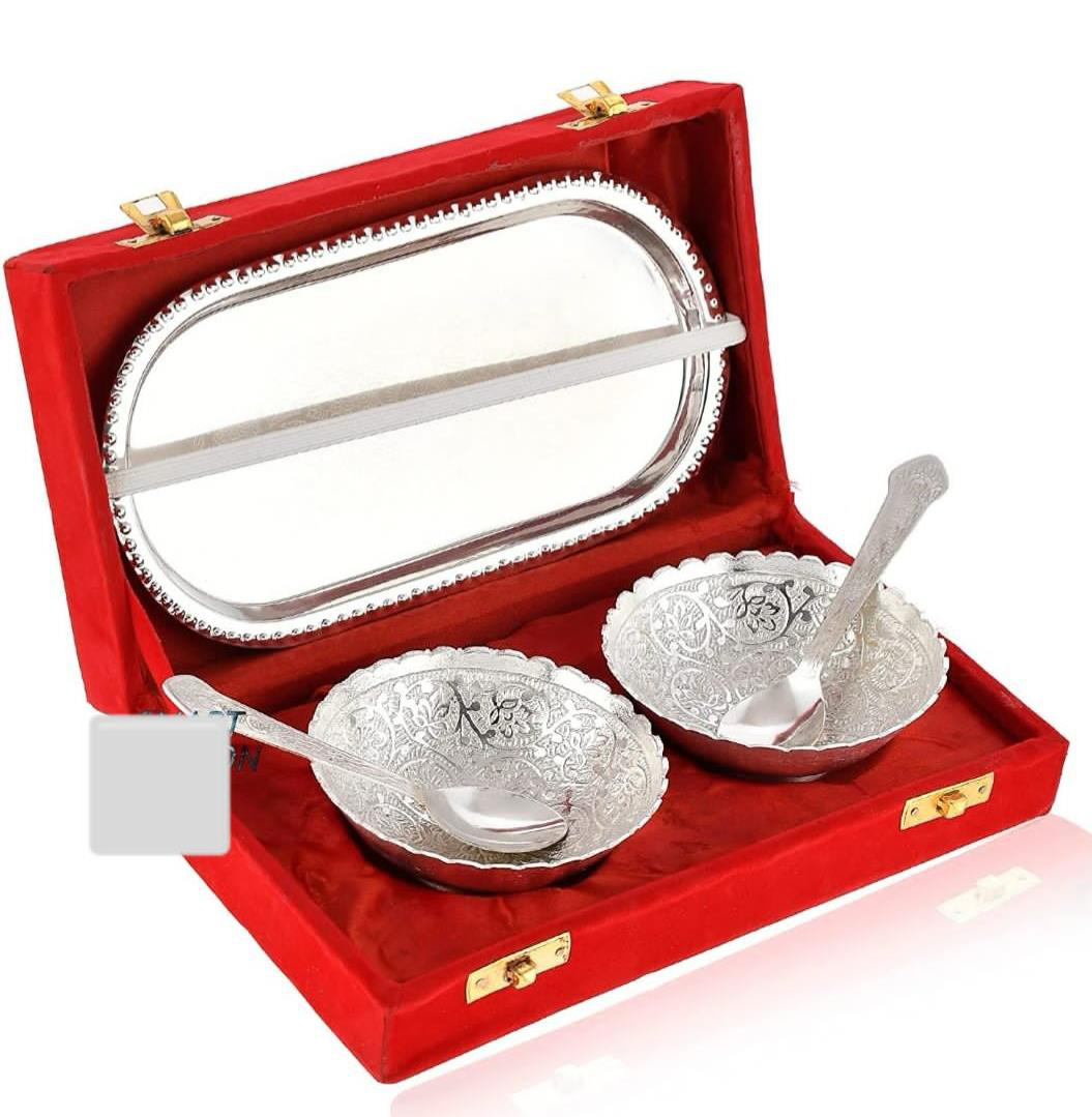 Silver Bowl Set with Spoon and Tray (Size: 3 inch of bowl)